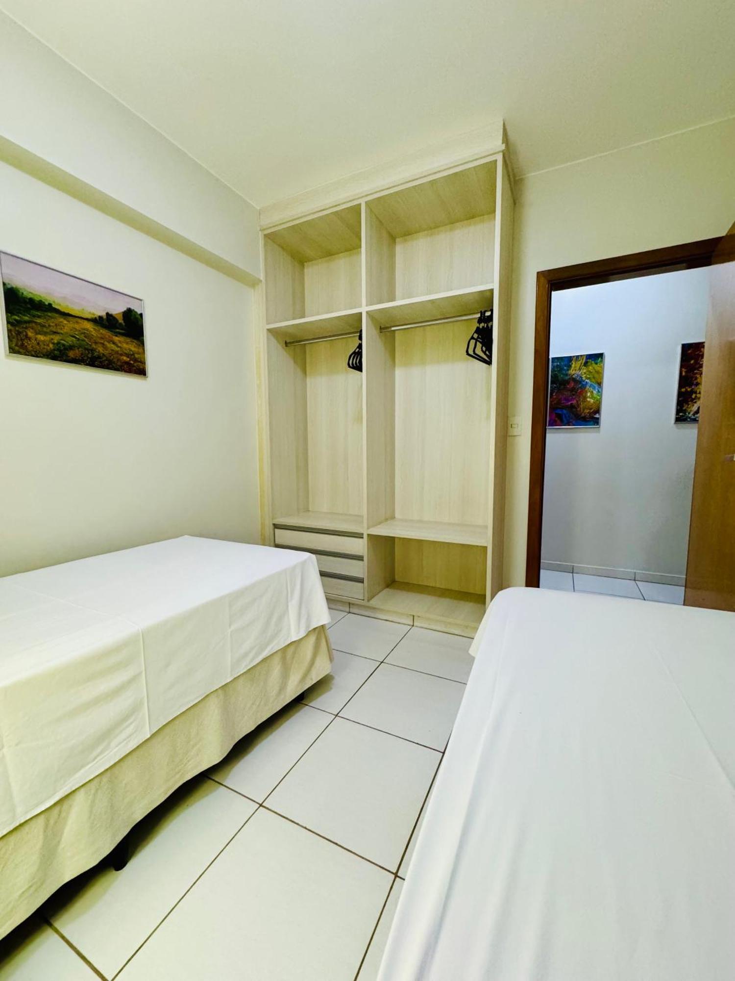 Apto 3 Quartos No Golden Dolphin Caldas Novas